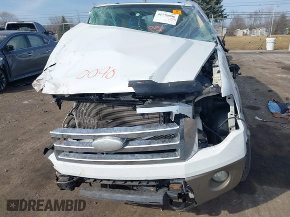 2014 Ford Expedition King Ranch z VIN 1FMJU1J51EEF14986, wystawiony jako IAAI lot #41770090 z przebiegiem Nie podano mil oraz . Historia ofert i sprzedaży dostępna na DreamBid. Obrazek 6.