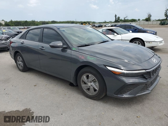 2024 Hyundai Elantra SE with VIN KMHLL4DGXRU814158, listed as a Copart auction lot 64657335 with 13,995 mi miles and Non repairable. Bid and sale history available at DreamBid. Image 4.