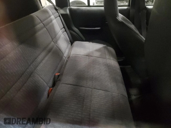 2000 Jeep Cherokee z VIN 1J4FF48S2YL104094, wystawiony jako Copart lot #57347705 z przebiegiem 75 948 mil mil oraz Nie do naprawy • Non repairable. Historia ofert i sprzedaży dostępna na DreamBid. Obrazek 10.