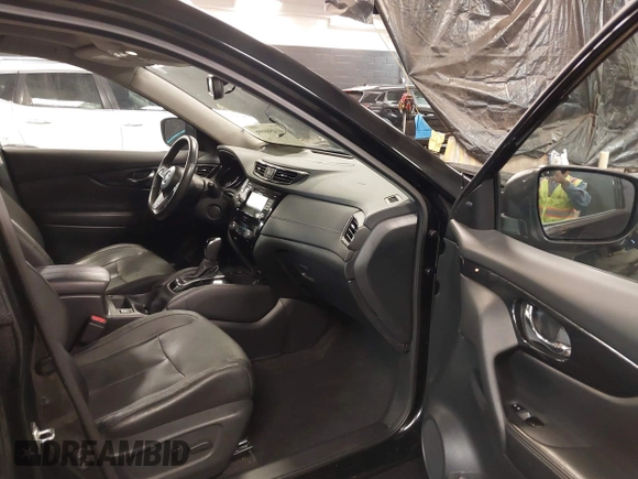 2019 Nissan Rogue SL with VIN 5N1AT2MV7KC823194, listed as a IAAI auction lot 41459999 with 26,833 mi miles. Bid and sale history available at carsss.com. Image 5.
