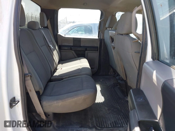 2018 Ford F-250 XL with VIN 1FT7W2B60JEB51984, listed as a IAAI auction lot 42282958 with 76,521 mi miles and . Bid and sale history available at DreamBid. Image 8.