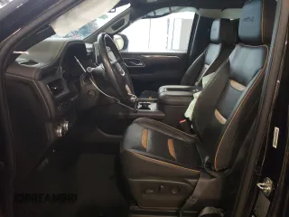 2021 GMC Yukon XL AT4 with VIN 1GKS2HKD7MR309178, listed as a Copart auction lot 69046394 with 30,399 mi miles and Salvage Title. Bid and sale history available at carsss.com. Image 7.
