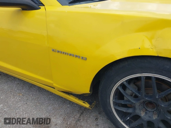 2011 Chevrolet Camaro 1LT with VIN 2G1FF1ED1B9155488, listed as a IAAI auction lot 42656018 with Not provided miles and . Bid and sale history available at DreamBid. Image 18.