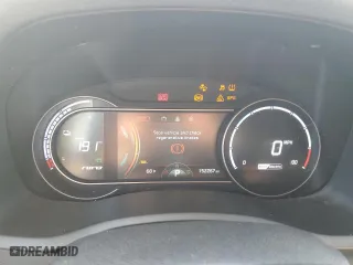 2019 Kia Niro EV EX with VIN KNDCC3LG0K5024139, listed as a Copart auction lot 52918225 with 152,267 mi miles and Clean Title. Bid and sale history available at carsss.com. Image 9.