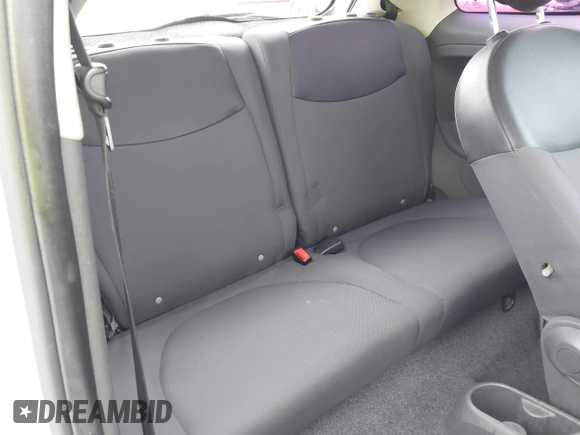 2013 FIAT 500 Pop with VIN 3C3CFFAR6DT633188, listed as a IAAI auction lot 42726262 with 123,811 mi miles and . Bid and sale history available at DreamBid. Image 8.