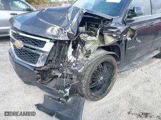2018 Chevrolet Tahoe LT with VIN 1GNSCBKCXJR256508, listed as a IAAI auction lot 41472837 with 92,203 mi miles. Bid and sale history available at carsss.com. Image 6.