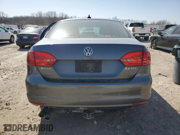2011 Volkswagen Jetta SEL с VIN 3VWLX7AJ2BM330101, выставлен на аукционе Copart как лот 47774335 с пробегом 183 472 миль миль и Списание • Salvage title. История ставок и продаж доступна на DreamBid. Изображение 6.