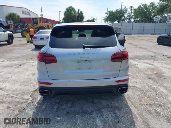 2016 Porsche Cayenne с VIN WP1AA2A2XGLA11351, выставлен на аукционе IAAI как лот 42719210 с пробегом 75 250 миль миль и . История ставок и продаж доступна на DreamBid. Изображение 17.