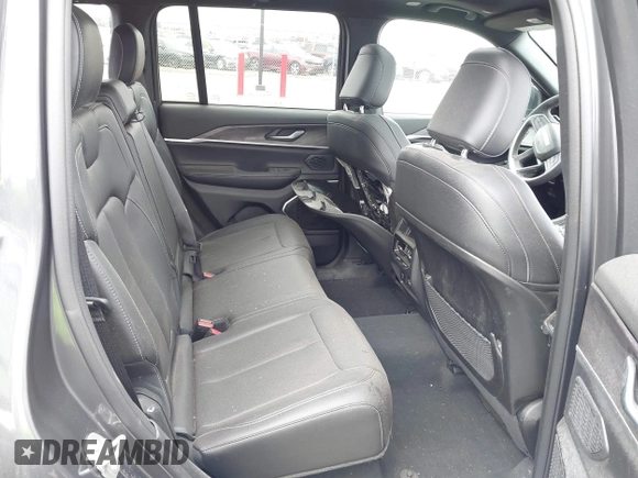 2024 Jeep Grand Cherokee Limited with VIN 1C4RJHBG2RC162673, listed as a IAAI auction lot 41982734 with 10,313 mi miles and . Bid and sale history available at DreamBid. Image 8.
