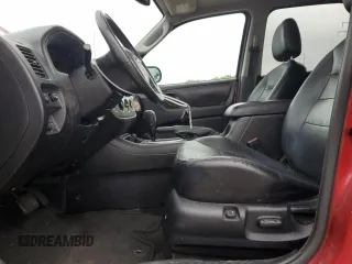 2006 Ford Escape Limited с VIN 1FMYU04196KA57980, выставлен на аукционе Copart как лот 58719335 с пробегом 203 595 миль миль и Списание • Salvage title. История ставок и продаж доступна на DreamBid. Изображение 7.