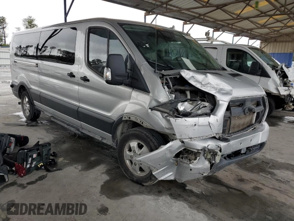 2020 Ford Transit Passenger XL with VIN 1FBAX2Y84LKA26412, listed as a Copart auction lot 80745484 with 95,100 mi miles and Salvage title. Bid and sale history available at DreamBid. Image 4.