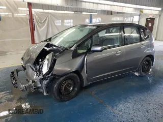 2013 Honda Fit с VIN JHMGE8H39DC078583, выставлен на аукционе Copart как лот 56232135 с пробегом 126 984 миль миль и Чистый • Clean title. История ставок и продаж доступна на DreamBid. Изображение 1.