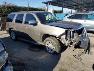 2007 GMC Yukon SLE w/3SA with VIN 1GKFC13CX7J279883, listed as a Copart auction lot 87692925 with 197,461 mi miles and Salvage Title. Bid and sale history available at carsss.com. Image 4.
