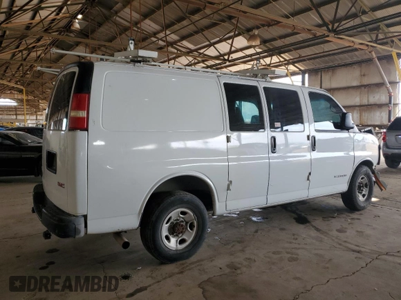 2004 GMC Savana Cargo Van with VIN 1GTHG35UX41162620, listed as a Copart auction lot 42959915 with 222,316 mi miles and Salvage Title. Bid and sale history available at carsss.com. Image 3.