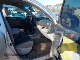 2007 Toyota RAV4 with VIN JTMZD33V375061828, listed as a IAAI auction lot 41649892 with 167,927 mi miles. Bid and sale history available at carsss.com. Image 5.