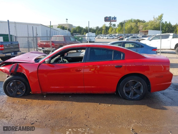 2011 Dodge Charger SE with VIN 2B3CL3CG9BH518638, listed as a IAAI auction lot 40511414 with 209,983 mi miles. Bid and sale history available at carsss.com. Image 13.