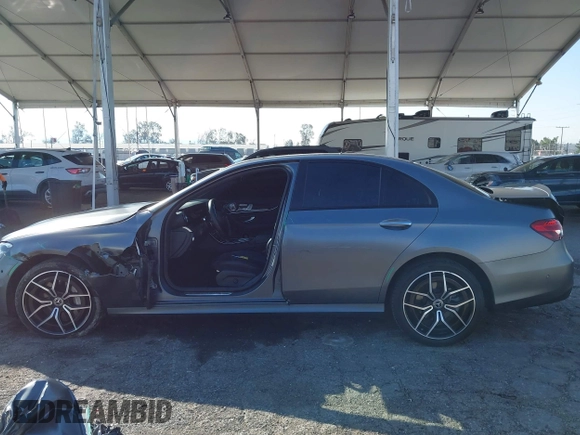 2023 Mercedes-Benz E-Class E 350 with VIN W1KZF8DBXPB134177, listed as a IAAI auction lot 41601432 with 31,023 mi miles. Bid and sale history available at carsss.com. Image 15.