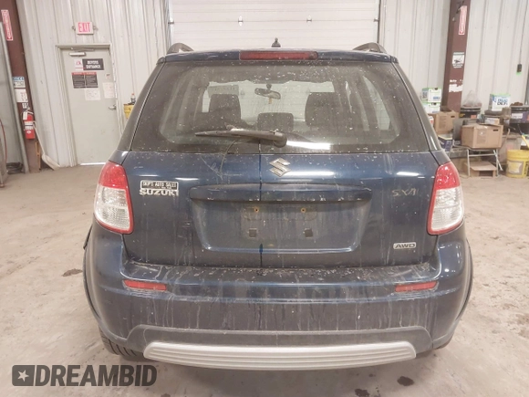 2008 Suzuki SX4 with VIN JS2YB413385107948, listed as a IAAI auction lot 41227517 with 153,163 mi miles. Bid and sale history available at carsss.com. Image 15.