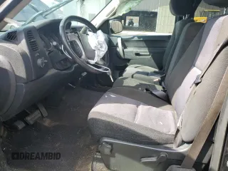 2010 Chevrolet Silverado 1500 LT with VIN 1GCSKSE38AZ186997, listed as a Copart auction lot 52300975 with 107,464 mi miles and Salvage Title. Bid and sale history available at DreamBid. Image 7.