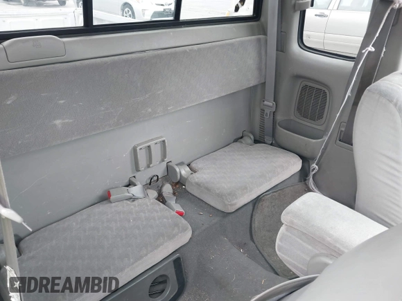 2003 Toyota Tacoma z VIN 5TEVL52N33Z239971, wystawiony jako IAAI lot #42081601 z przebiegiem 469 464 mil mil oraz . Historia ofert i sprzedaży dostępna na DreamBid. Obrazek 8.