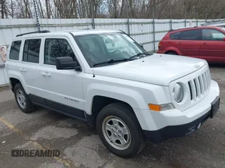 2017 Jeep Patriot Sport with VIN 1C4NJRBB2HD121820, listed as a IAAI auction lot 41906756 with 142,853 mi miles and . Bid and sale history available at DreamBid. Image 1.
