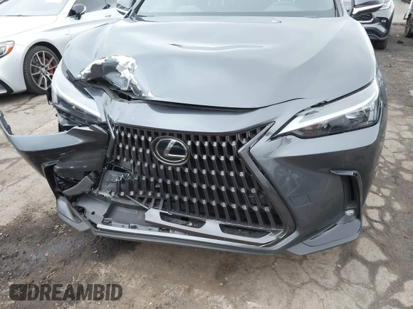 2024 Lexus NX with VIN JTJGKCEZ8R5013271, listed as a IAAI auction lot 41524068 with 33,017 mi miles. Bid and sale history available at carsss.com. Image 18.