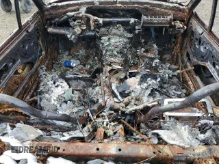 1997 BMW 3 Series Z3 2.8 z VIN 4USCJ3320VLC02817, wystawiony jako Copart lot #69536054 z przebiegiem Nie podano mil oraz Nie do naprawy • Non repairable. Historia ofert i sprzedaży dostępna na DreamBid. Obrazek 8.