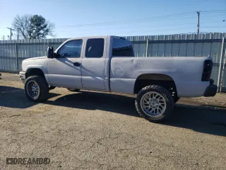 2004 Chevrolet Silverado 1500 Work Truck with VIN 2GCEC19V241135850, listed as a Copart auction lot 43718425 with 241,347 mi miles and Clean Title. Bid and sale history available at carsss.com. Image 2.