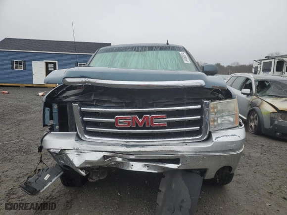 2010 GMC Sierra 1500 SLT with VIN 1GTSKWE30AZ164323, listed as a Copart auction lot 84462024 with 268,369 mi miles and Clean Title. Bid and sale history available at carsss.com. Image 5.