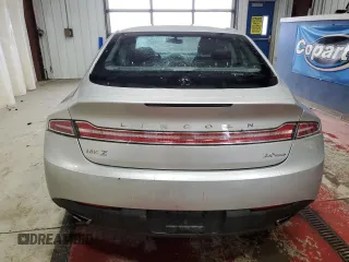 2013 Lincoln MKZ z VIN 3LN6L2G95DR809738, wystawiony jako Copart lot #55485415 z przebiegiem 93 588 mil mil oraz Szkody całkowita. Historia ofert i sprzedaży dostępna na DreamBid. Obrazek 6.