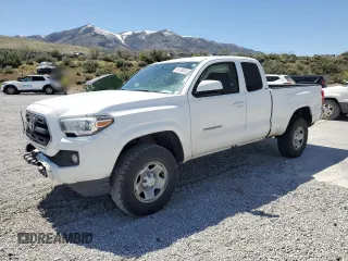 2016 Toyota Tacoma SR z VIN 5TFSX5EN2GX042807, wystawiony jako Copart lot #54198535 z przebiegiem 124 067 mil mil oraz Szkoda całkowita • Salvage title. Historia ofert i sprzedaży dostępna na DreamBid. Obrazek 1.