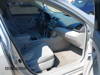 2009 Toyota Camry z VIN 4T1BE46K99U274082, wystawiony jako IAAI lot #42419700 z przebiegiem 124 552 mil mil oraz . Historia ofert i sprzedaży dostępna na DreamBid. Obrazek 5.