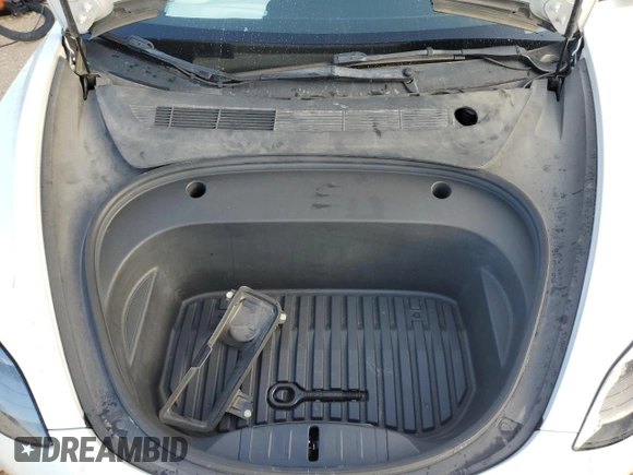 2022 Tesla Model 3 with VIN 5YJ3E1EA7NF184741, listed as a Copart auction lot 82487494 with 133,215 mi miles and Clean Title. Bid and sale history available at DreamBid. Image 11.