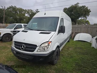 2011 Mercedes-Benz Sprinter Cargo with VIN WD3PE8CB7B5559847, listed as a Copart auction lot 44624965 with 368,370 mi miles and Clean Title. Bid and sale history available at carsss.com. Image 1.