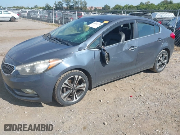 2014 Kia Forte EX with VIN KNAFZ4A81E5155465, listed as a IAAI auction lot 40162752 with 159,502 mi miles. Bid and sale history available at carsss.com. Image 2.