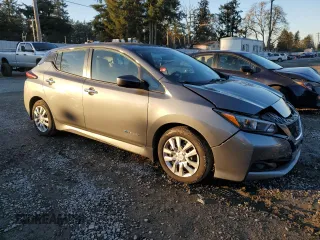 2018 Nissan LEAF SL with VIN 1N4AZ1CP9JC301798, listed as a Copart auction lot 41952895 with 106,970 mi miles and Salvage Title. Bid and sale history available at DreamBid. Image 4.
