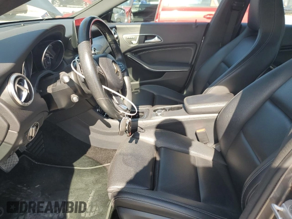 2018 Mercedes-Benz CLA 250 with VIN WDDSJ4GB4JN530163, listed as a Copart auction lot 63872105 with 146,211 mi miles and Clean title. Bid and sale history available at DreamBid. Image 7.