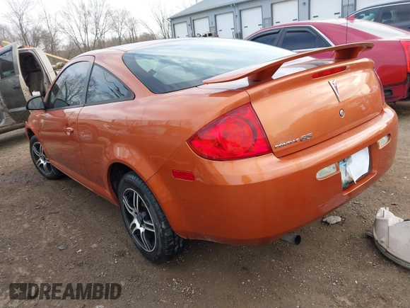 2007 Pontiac G5 with VIN 1G2AL15F877165704, listed as a IAAI auction lot 41826881 with 262,349 mi miles. Bid and sale history available at carsss.com. Image 3.