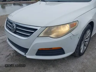 2011 Volkswagen CC Sport z VIN WVWMN7AN2BE711744, wystawiony jako IAAI lot #42416773 z przebiegiem 142 029 mil mil oraz . Historia ofert i sprzedaży dostępna na DreamBid. Obrazek 12.