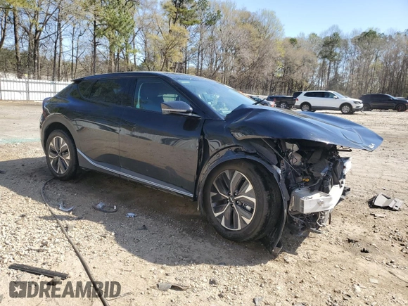 2024 Kia EV6 Light Long Range z VIN KNDC34LA1R5172053, wystawiony jako Copart lot #50467395 z przebiegiem Nie podano mil oraz Szkoda całkowita • Salvage title. Historia ofert i sprzedaży dostępna na DreamBid. Obrazek 4.