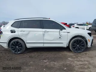 2020 Volkswagen Tiguan SE with VIN 3VV2B7AX4LM106638, listed as a IAAI auction lot 41744503 with 67,693 mi miles. Bid and sale history available at carsss.com. Image 14.