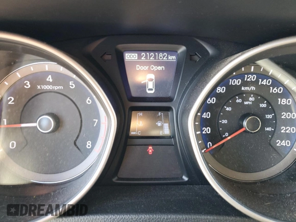 2013 Hyundai Elantra GT with VIN KMHD35LE4DU100416, listed as a Copart auction lot 42639174 with 212,182 mi miles and Salvage Title. Bid and sale history available at carsss.com. Image 9.