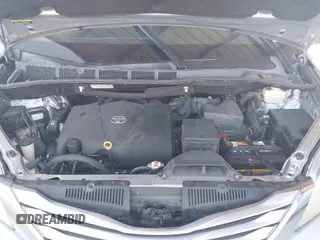 2017 Toyota Sienna XLE Auto Access Seat with VIN 5TDYZ3DC1HS805349, listed as a IAAI auction lot 42273787 with 184,347 mi miles and . Bid and sale history available at DreamBid. Image 10.