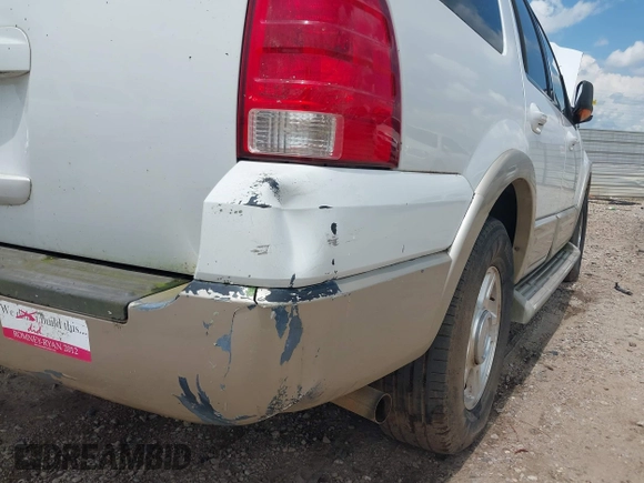 2006 Ford Expedition Eddie Bauer with VIN 1FMPU17516LA38124, listed as a IAAI auction lot 42860673 with 125,204 mi miles and . Bid and sale history available at DreamBid. Image 6.