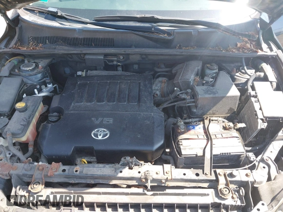 2009 Toyota RAV4 with VIN JTMBK33V39D006022, listed as a IAAI auction lot 42121581 with 227,663 mi miles. Bid and sale history available at carsss.com. Image 10.