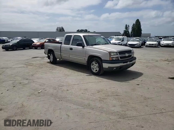 2005 Chevrolet Silverado 1500 LS with VIN 2GCEC19T951216196, listed as a Copart auction lot 54200065 with 126,300 mi miles and Salvage Title. Bid and sale history available at DreamBid. Image 13.