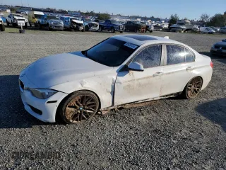 2012 BMW 3 Series 328i с VIN WBA3A5C51CF259447, выставлен на аукционе Copart как лот 82659124 с пробегом Не указан миль и Списание • Salvage title. История ставок и продаж доступна на DreamBid. Изображение 1.