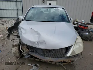 2007 Nissan Versa SL z VIN 3N1BC13E07L376632, wystawiony jako Copart lot #59384975 z przebiegiem Nie podano mil oraz Nie do naprawy • Non repairable. Historia ofert i sprzedaży dostępna na DreamBid. Obrazek 5.