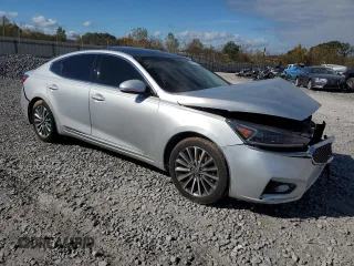 2017 Kia Cadenza Premium with VIN KNALC4J19H5060549, listed as a Copart auction lot 80995714 with 95,763 mi miles and Salvage Title. Bid and sale history available at carsss.com. Image 4.