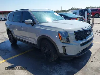 2022 Kia Telluride SX with VIN 5XYP5DHC9NG289323, listed as a IAAI auction lot 41796402 with 50,923 mi miles and . Bid and sale history available at DreamBid. Image 1.